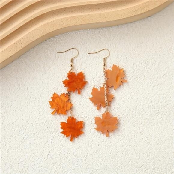 Autumn Style Long Maple Leaf Acrylic Long Earrings Retro Beautiful Ear Jewelry - Picture 4 of 6